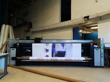 Máy in vải kỹ thuật số chính xác 2300mm Chiều rộng in tối đa không ngừng chạy